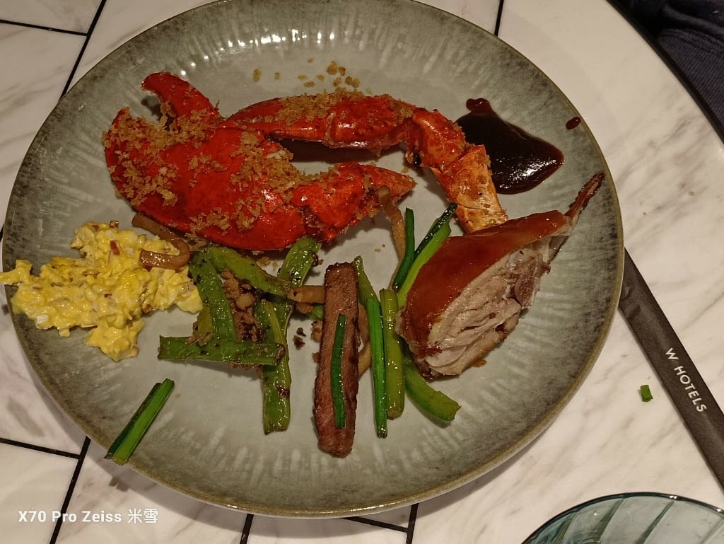 【澳門美食】澳門新濠影匯W酒店HawkerHawker津津Buffet，龍蝦生蠔大自由❤️