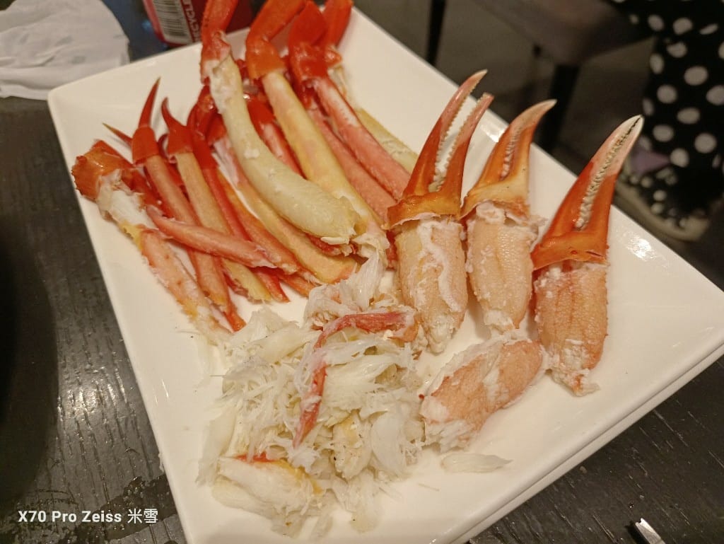 【台北吃到飽】探索廚房平日午餐24訪，半價大嗑冬の和食祭松葉蟹腳吃到飽❤️