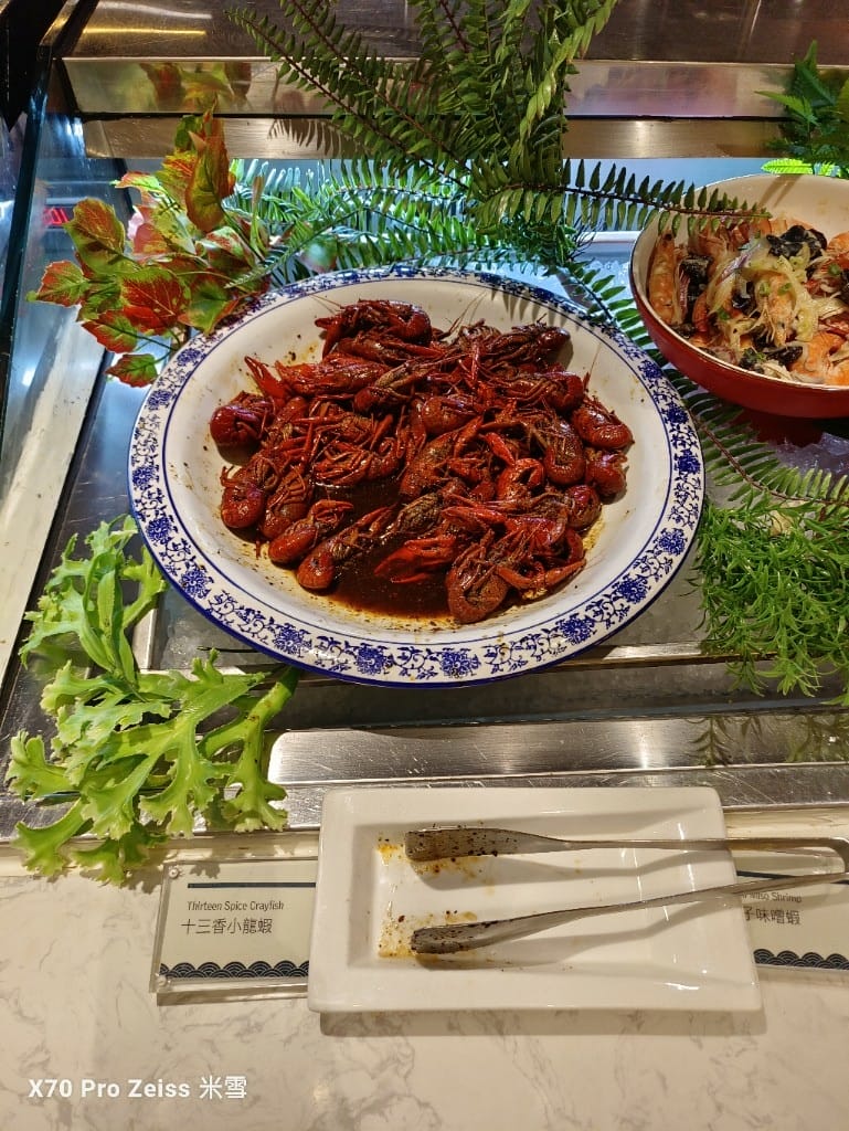 【台北吃到飽】探索廚房平日午餐24訪，半價大嗑冬の和食祭松葉蟹腳吃到飽❤️