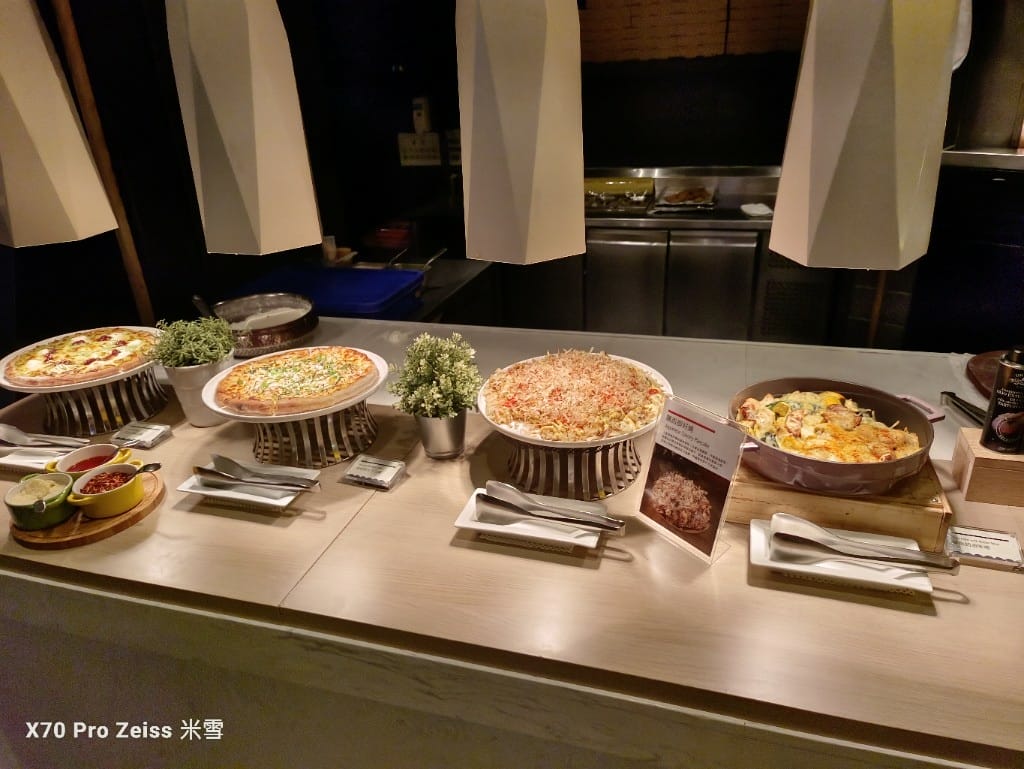 【台北吃到飽】探索廚房平日午餐24訪，半價大嗑冬の和食祭松葉蟹腳吃到飽❤️