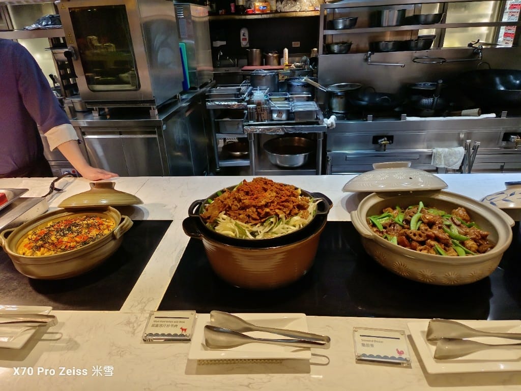 【台北吃到飽】探索廚房平日午餐24訪，半價大嗑冬の和食祭松葉蟹腳吃到飽❤️