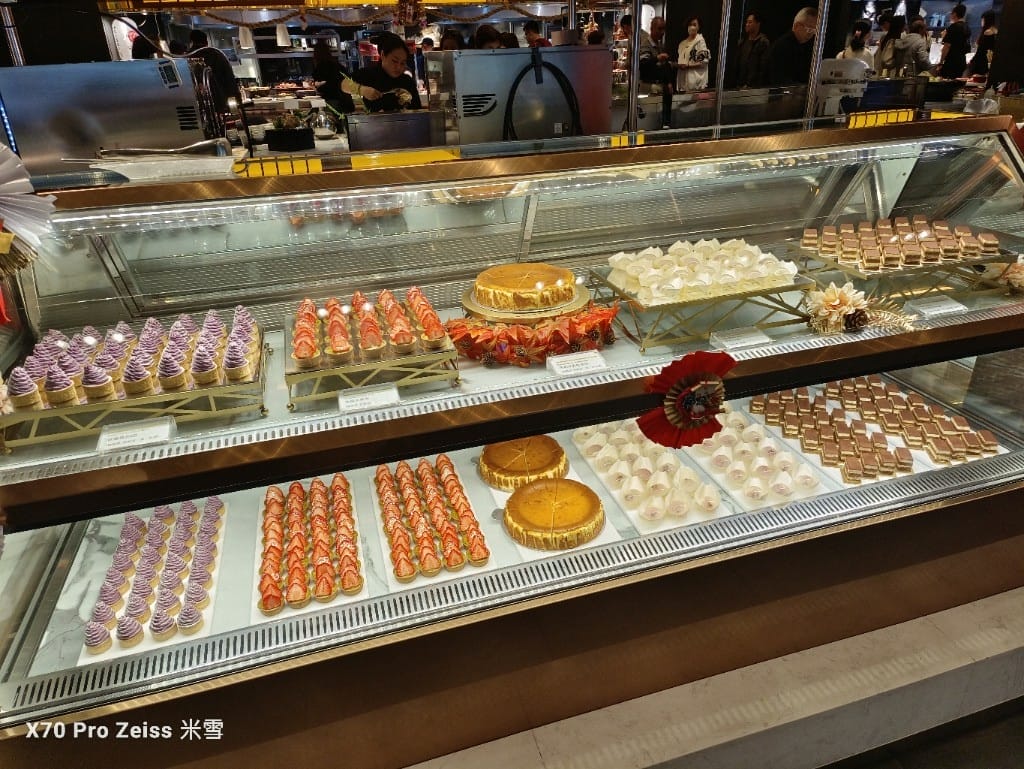 【台北吃到飽】探索廚房平日午餐24訪，半價大嗑冬の和食祭松葉蟹腳吃到飽❤️