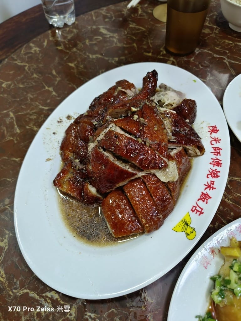 【澳門美食】陳光記燒味飯店，黑椒風味燒臘好好吃❤️