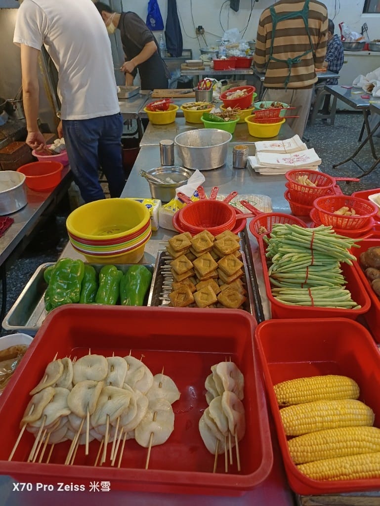 【新莊美食】後港炭烤鷄排，一吃上癮的超香烤醬❤️
