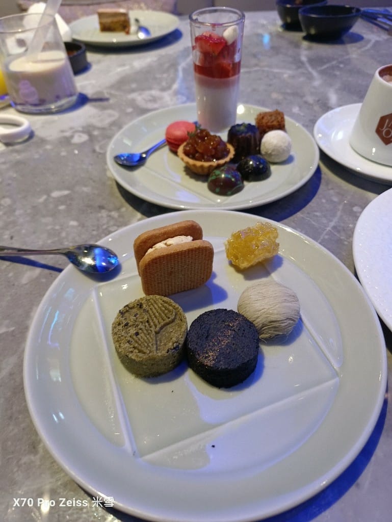 【台北吃到飽】101饗AJoy晚餐，吃到飽的天花板4訪❤️