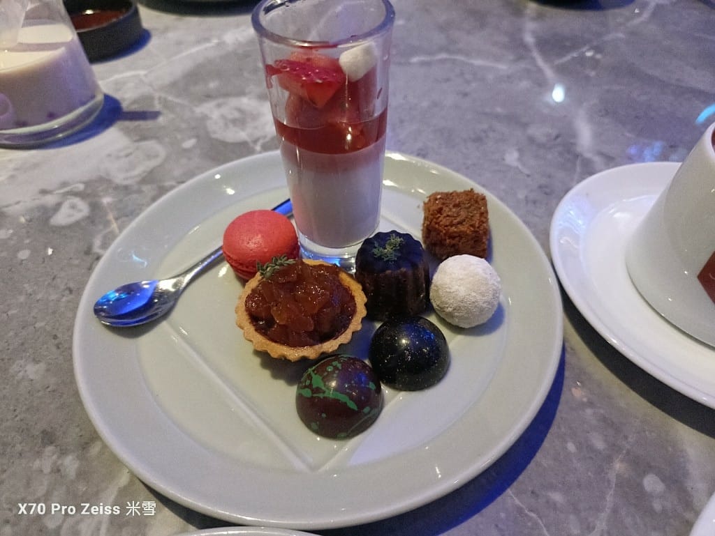 【台北吃到飽】101饗AJoy晚餐，吃到飽的天花板4訪❤️