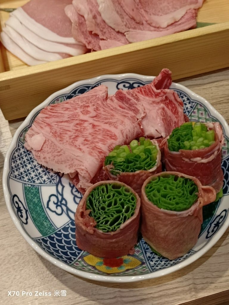 【日本大阪美食】黄金出汁しゃぶと江戸前寿司肉のあさつ梅田お初天神店,近江牛吃到飽😸 - 第20張圖 【日本大阪美食】黄金出汁しゃぶと江戸前寿司肉のあさつ梅田お初天神店,近江牛吃到飽😸