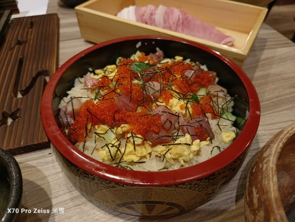 【日本大阪美食】黄金出汁しゃぶと江戸前寿司肉のあさつ梅田お初天神店,近江牛吃到飽😸 - 第16張圖 【日本大阪美食】黄金出汁しゃぶと江戸前寿司肉のあさつ梅田お初天神店,近江牛吃到飽😸