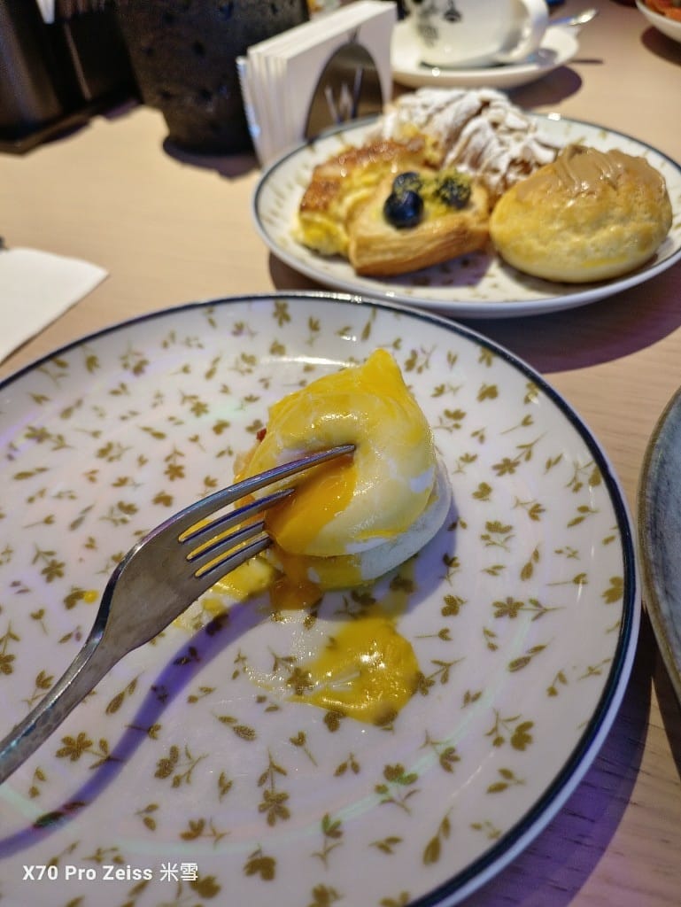 【澳門美食】澳門新濠影匯W酒店，津津buffet早餐
