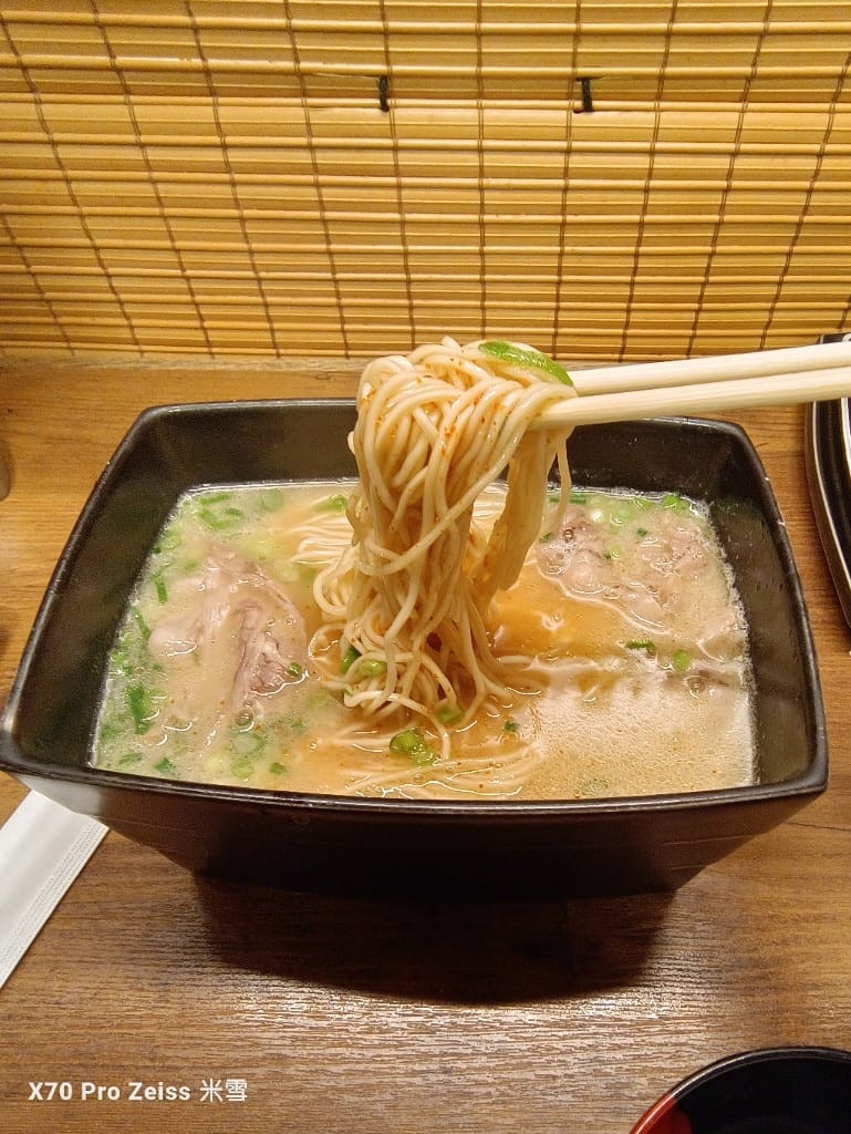 【日本大阪美食】一蘭拉麵 ，全球首家牛五花拉麵❤️