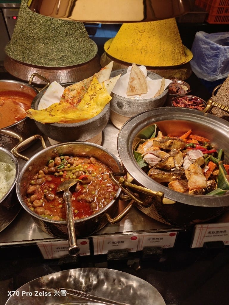 【台北吃到飽】香格里拉遠企CAFE11訪，平日午餐買一送一❤️