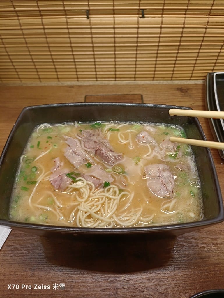 【日本大阪美食】一蘭拉麵 ，全球首家牛五花拉麵❤️