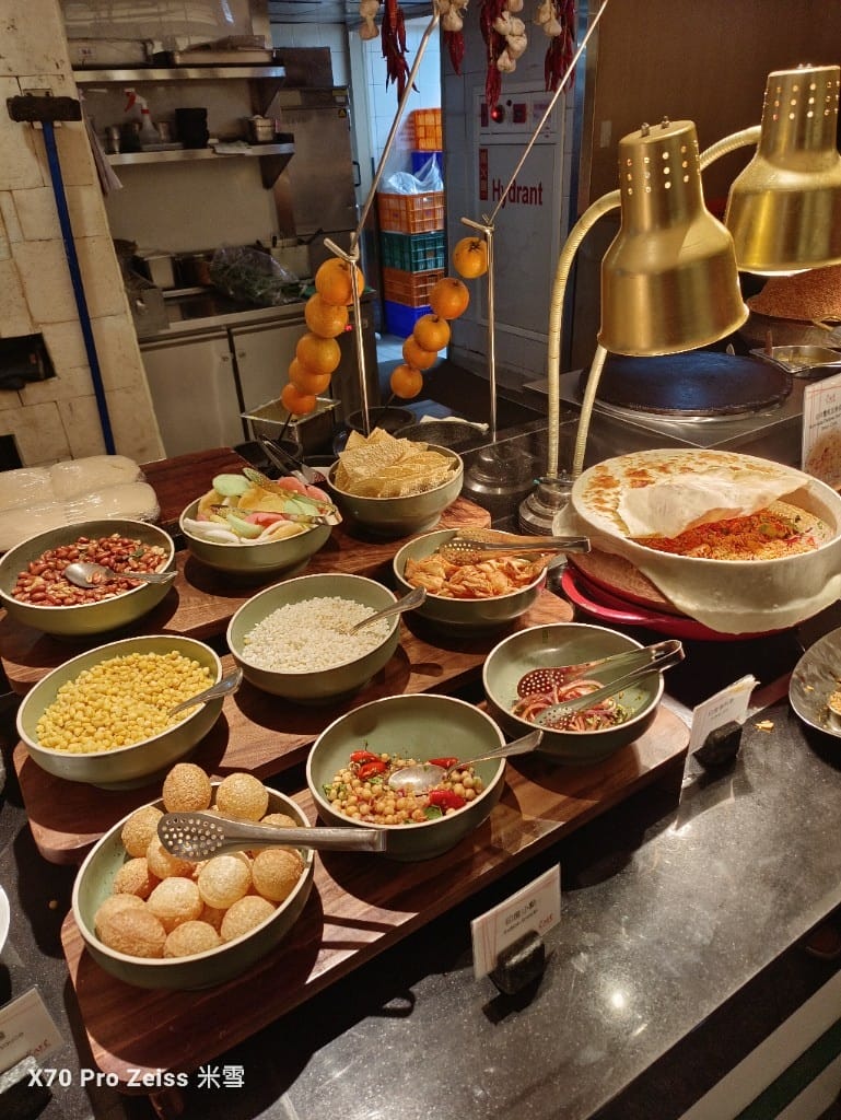 【台北吃到飽】香格里拉遠企CAFE11訪，平日午餐買一送一❤️