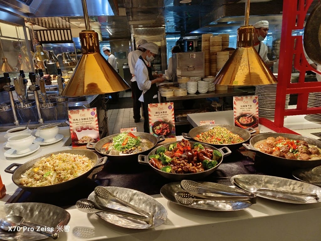 【台北吃到飽】香格里拉遠企CAFE11訪，平日午餐買一送一❤️