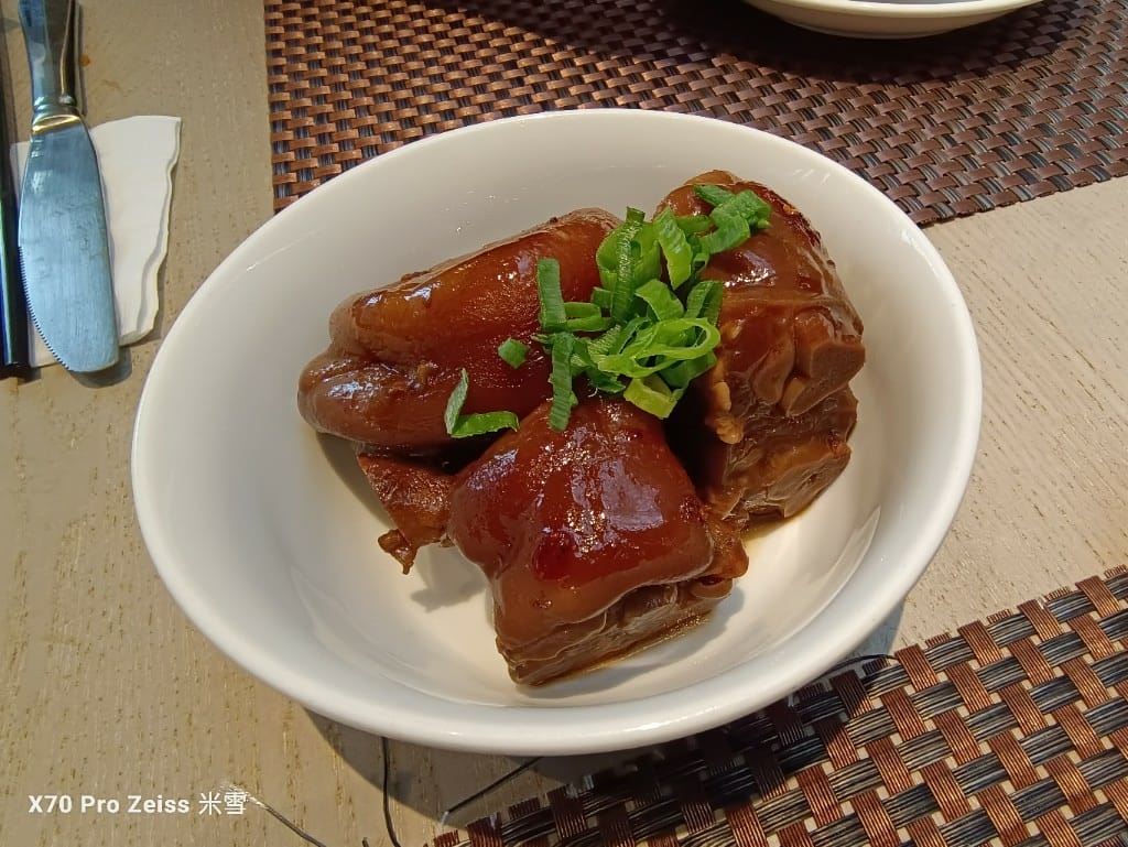 【台北吃到飽】香格里拉遠企CAFE11訪，平日午餐買一送一❤️