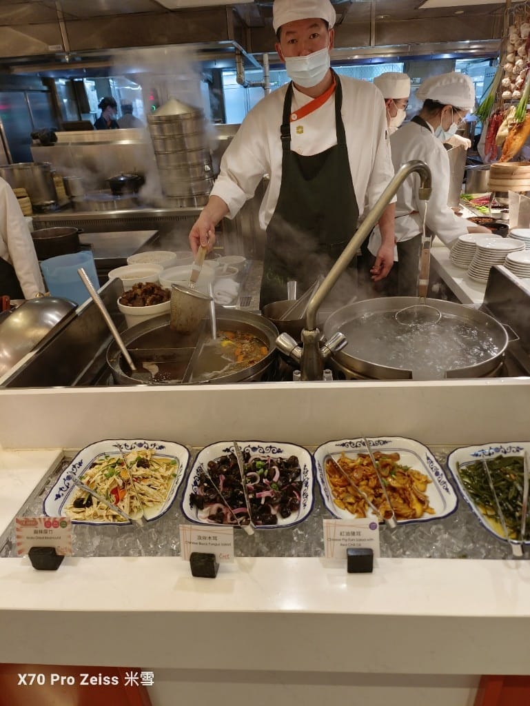 【台北吃到飽】香格里拉遠企CAFE11訪，平日午餐買一送一❤️