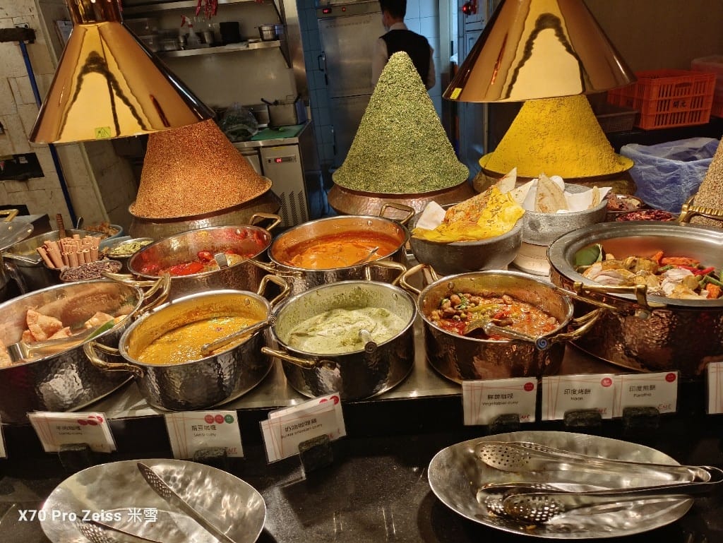 【台北吃到飽】香格里拉遠企CAFE11訪，平日午餐買一送一❤️