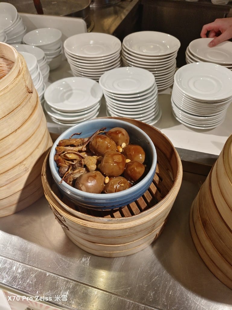 【台北吃到飽】香格里拉遠企CAFE11訪，平日午餐買一送一❤️