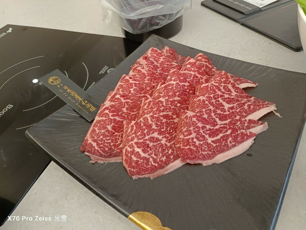 【台北吃到飽】極鶴和牛鍋物，把握開幕85折再來吃爆和牛❤️❤️❤️