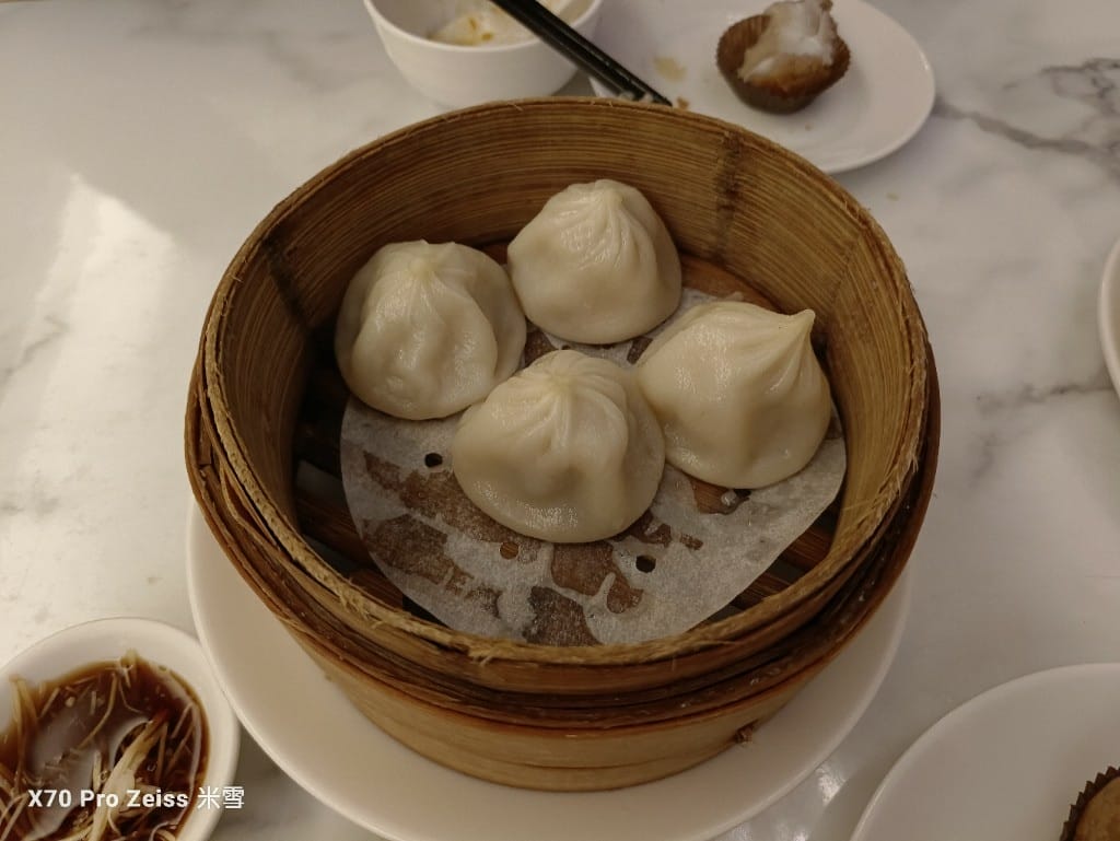 【台北美食】新港茶餐廳，平價好吃且環境又好的茶餐廳！