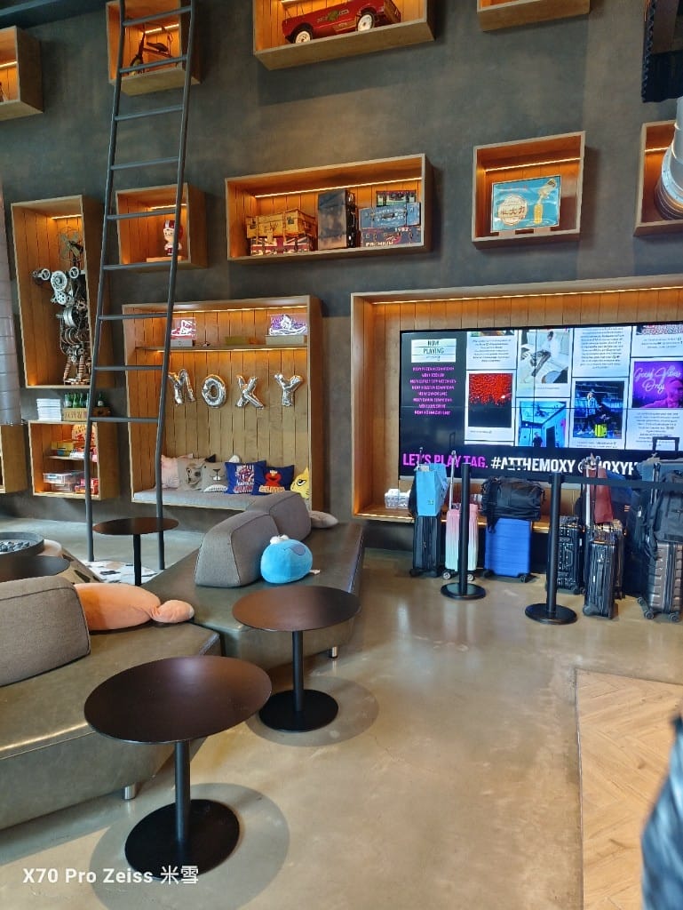 【台中住宿】台中豐邑Moxy酒店,Surperior房開箱 - 第2張圖 【台中住宿】台中豐邑Moxy酒店,Surperior房開箱