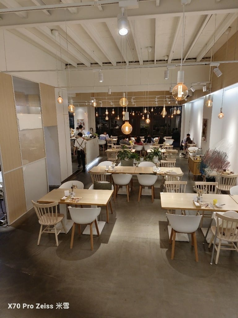 【桃園美食】旅人咖啡館力行店，桃園有五間分店的美味餐廳