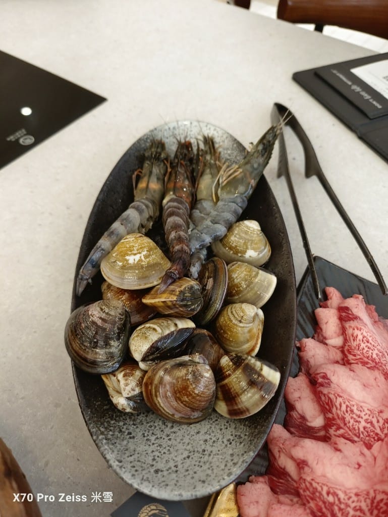 【台北吃到飽】極鶴和牛鍋物2訪，趁開幕85折吃爆和牛❤️❤️❤️