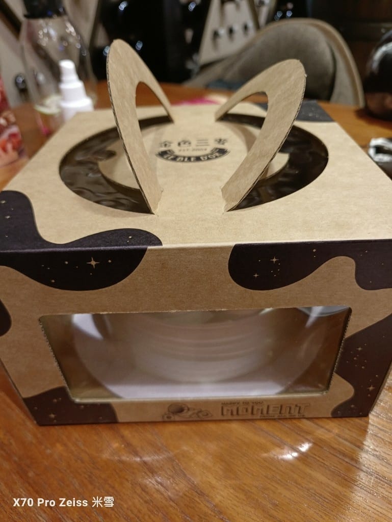 【新莊美食】金色三麥新莊晶冠店，會員壽星禮6吋蛋糕🎂🎂🎂