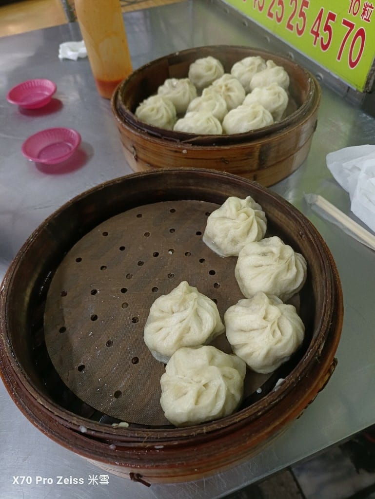 【新莊美食】風味小籠包,現包現蒸的好滋味! - 第6張圖 【新莊美食】風味小籠包,現包現蒸的好滋味!