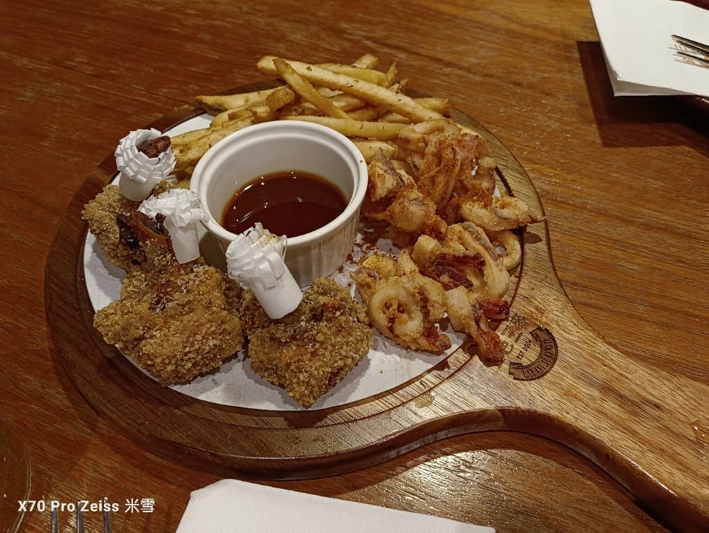 【新莊美食】金色三麥新莊晶冠店，會員壽星禮6吋蛋糕🎂🎂🎂