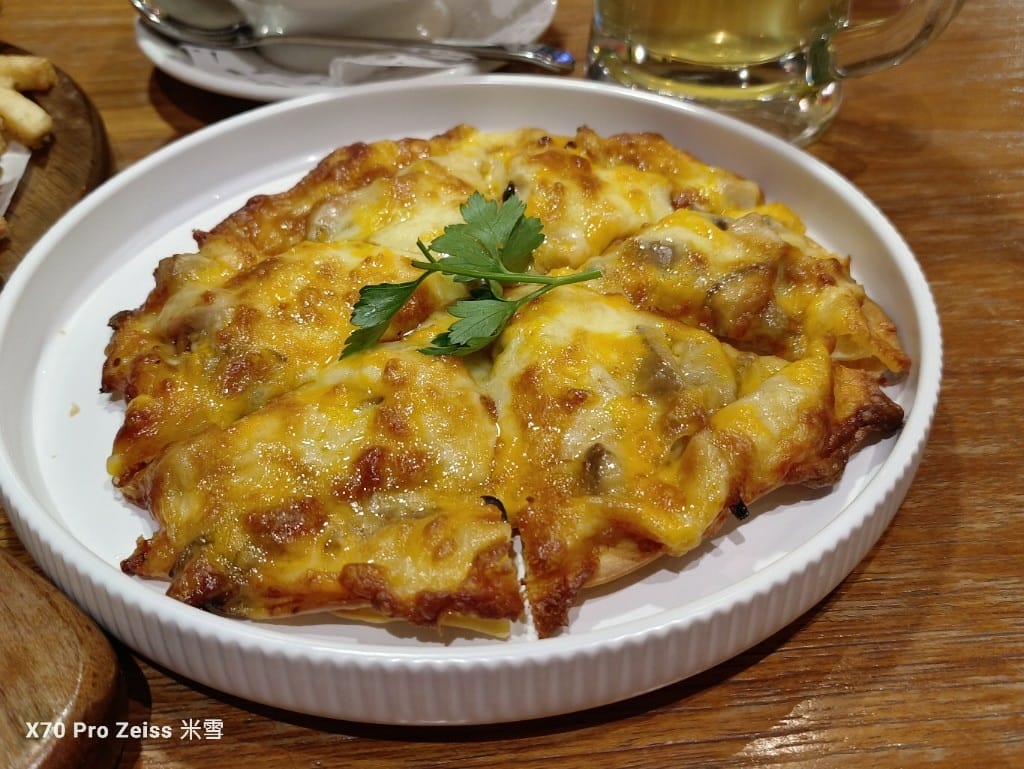 【新莊美食】金色三麥新莊晶冠店，會員壽星禮6吋蛋糕🎂🎂🎂