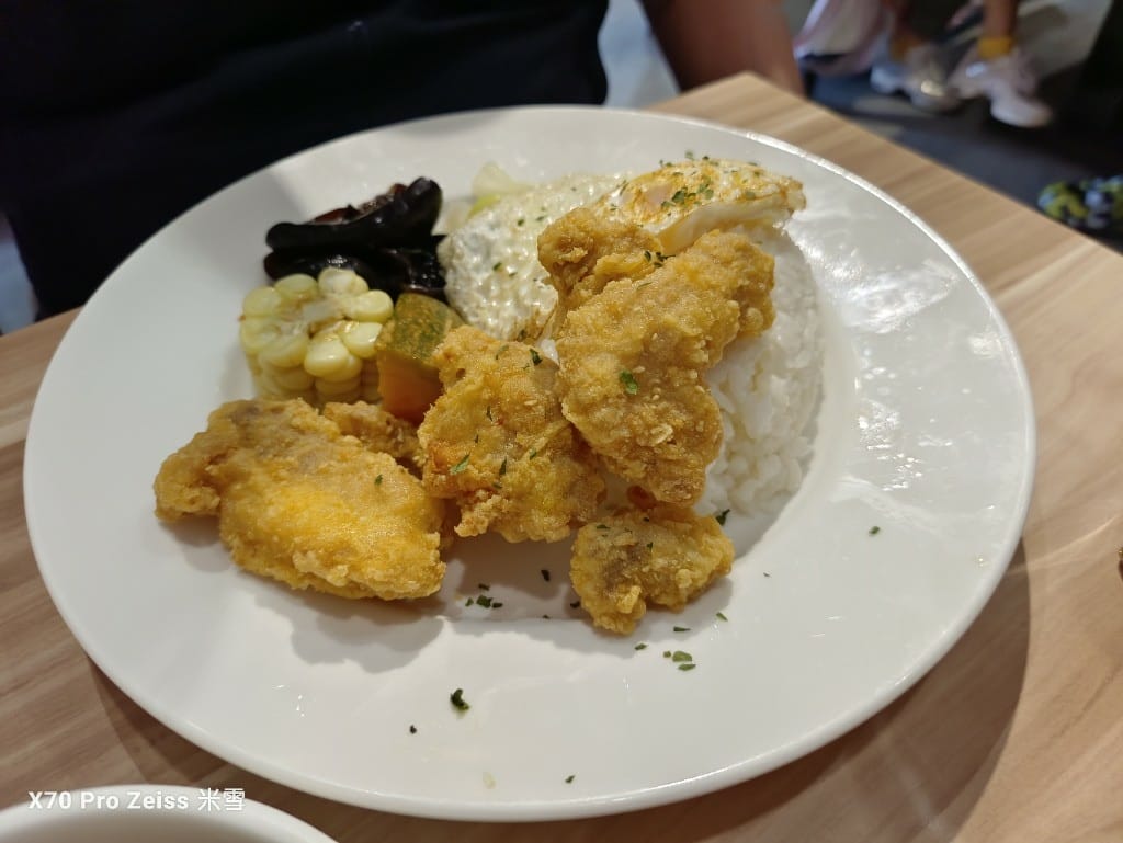 【新莊美食】花屋咖啡hanaya,平價美味的早午餐😸 - 第12張圖 【新莊美食】花屋咖啡hanaya,平價美味的早午餐😸