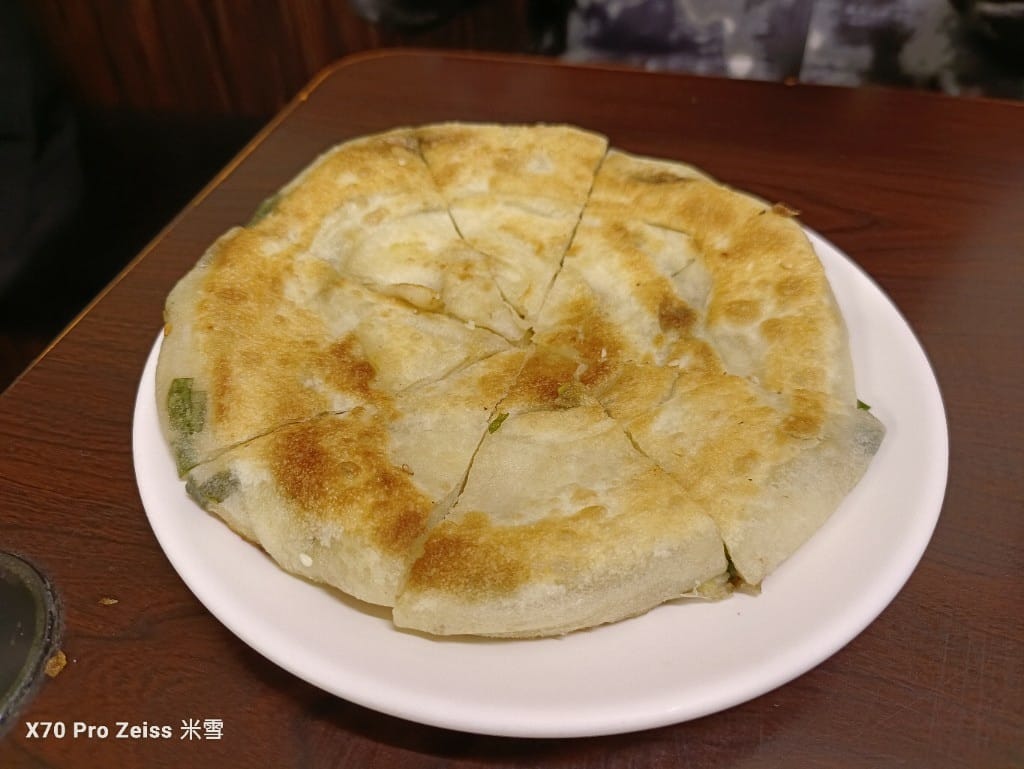 【新莊美食】溢鼎小館，再訪天津人開的道地北方麵食館，炸排骨超好吃的❤️