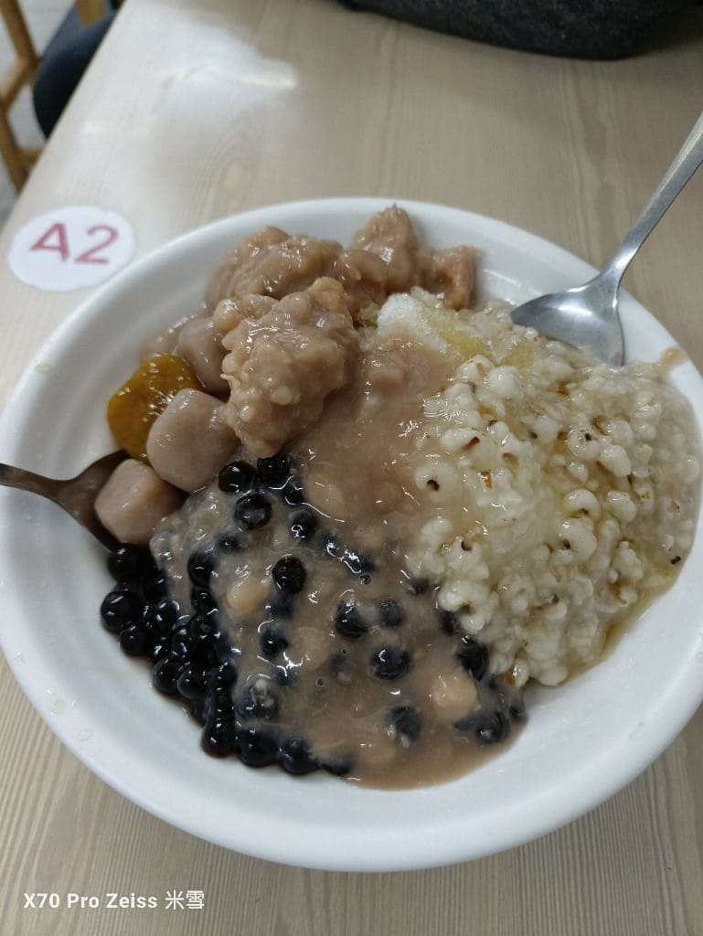 【台北美食】板前屋炭烤鰻魚飯，幾乎沒刺的美味鰻魚飯❤️