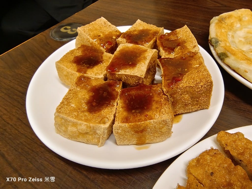 【新莊美食】溢鼎小館，再訪天津人開的道地北方麵食館，炸排骨超好吃的❤️