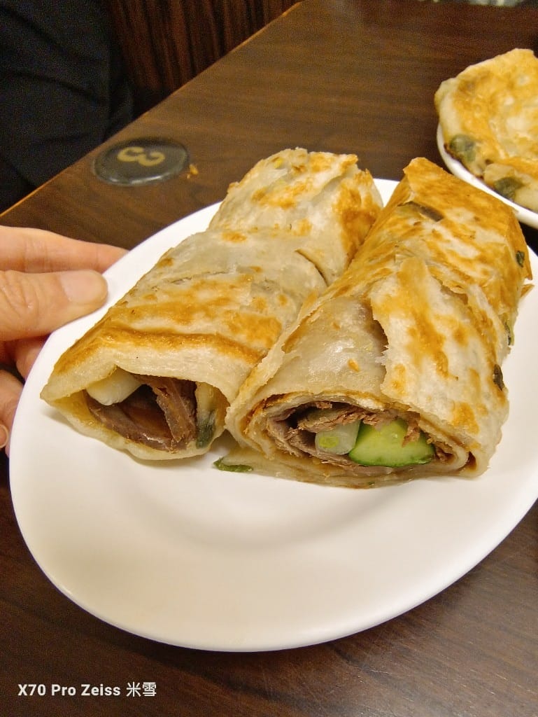 【新莊美食】溢鼎小館，再訪天津人開的道地北方麵食館，炸排骨超好吃的❤️