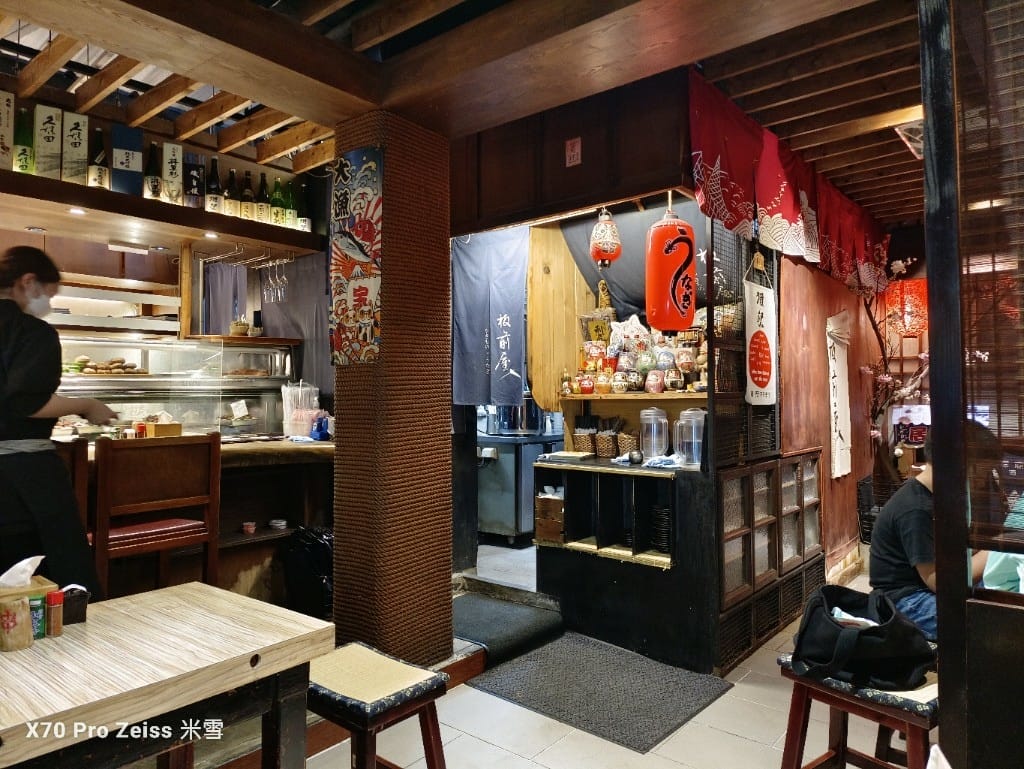 【台北美食】板前屋炭烤鰻魚飯，幾乎沒刺的美味鰻魚飯❤️