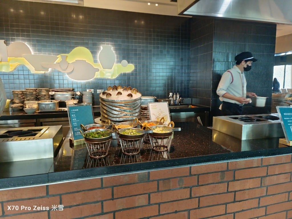 【新莊吃到飽】饗饗INPARADISE宏匯新莊店13訪，兩人同行一人免費❤️
