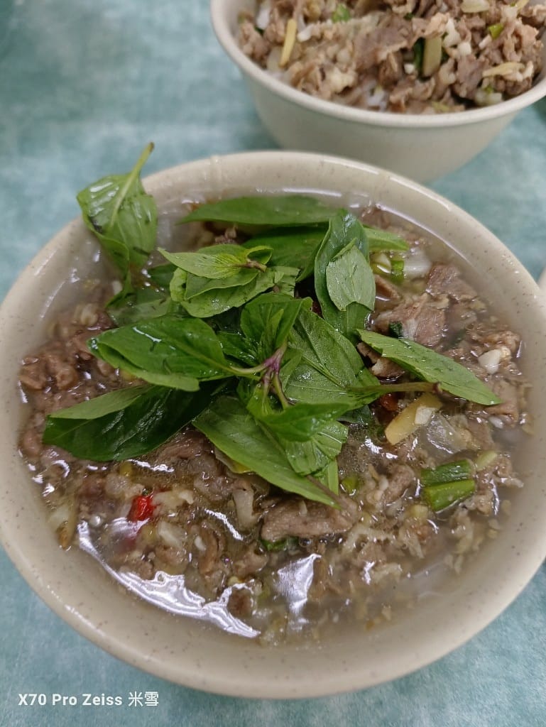 【樹林美食】樹林羊肉榮，來碗滿滿九層塔的羊肉羹❤️