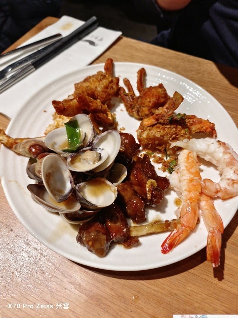 【板橋吃到飽】饗食天堂21訪板橋店，假日午餐😸