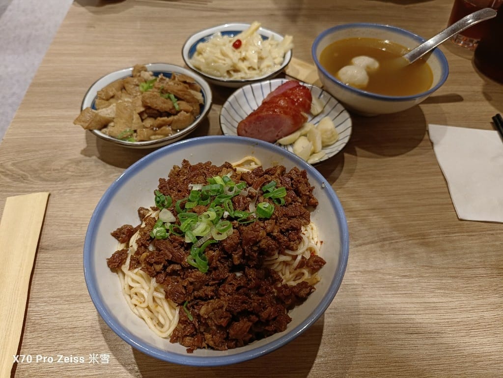 【新莊美食】忠青商行新莊宏匯店,蝦飯和排骨真好吃❤️ - 第13張圖 【新莊美食】忠青商行新莊宏匯店,蝦飯和排骨真好吃❤️
