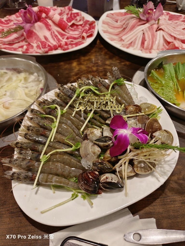 【新莊美食】喜園火鍋新莊幸福店,來領壽星優惠海鮮盤❤️ - 第5張圖 【新莊美食】喜園火鍋新莊幸福店,來領壽星優惠海鮮盤❤️