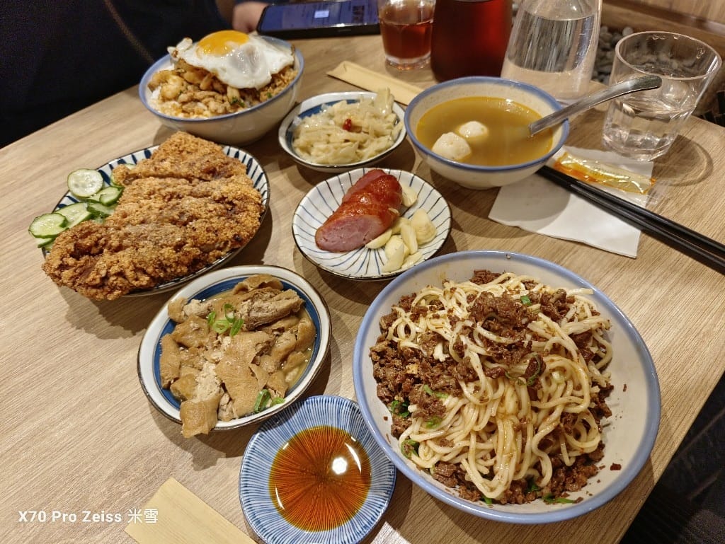 【新莊美食】忠青商行新莊宏匯店,蝦飯和排骨真好吃❤️ - 第21張圖 【新莊美食】忠青商行新莊宏匯店,蝦飯和排骨真好吃❤️