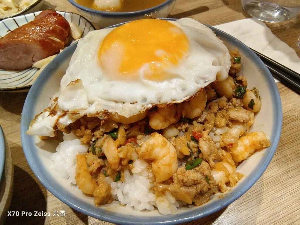 【新莊美食】忠青商行新莊宏匯店,蝦飯和排骨真好吃❤️ - 第11張圖 【新莊美食】忠青商行新莊宏匯店,蝦飯和排骨真好吃❤️
