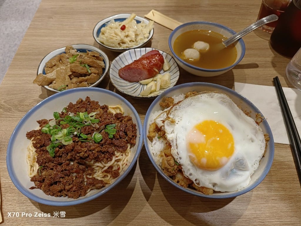 【新莊美食】忠青商行新莊宏匯店,蝦飯和排骨真好吃❤️ - 第22張圖 【新莊美食】忠青商行新莊宏匯店,蝦飯和排骨真好吃❤️
