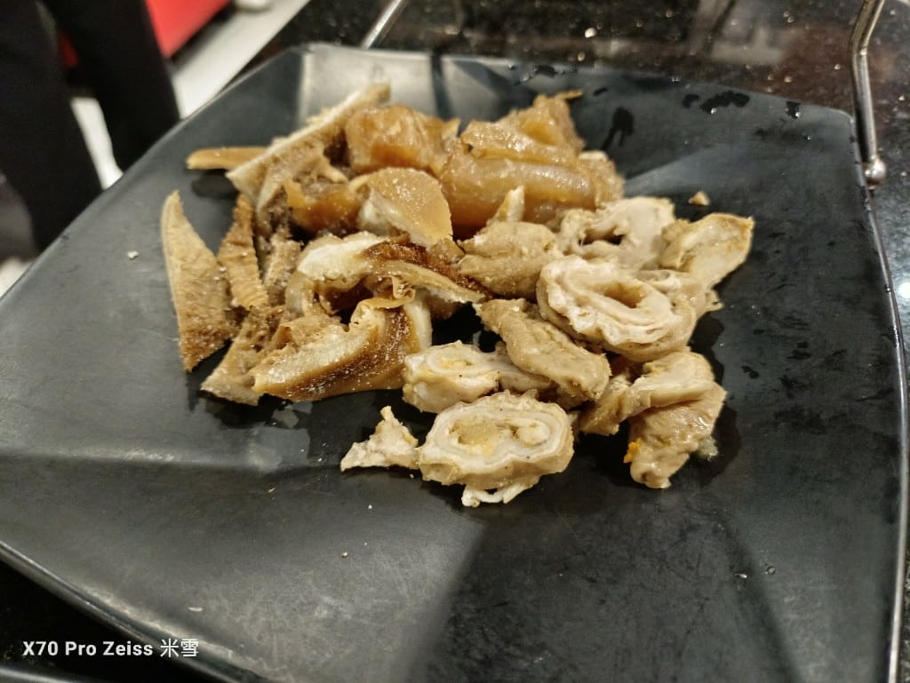【台北吃到飽】小蒙牛頂級麻辣養生鍋西門店買一送一❤️