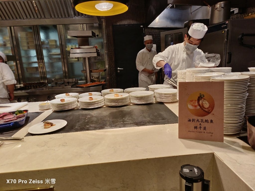 【台北吃到飽】美福彩匯晚餐28訪，金卡會員生日券買一送一❤️