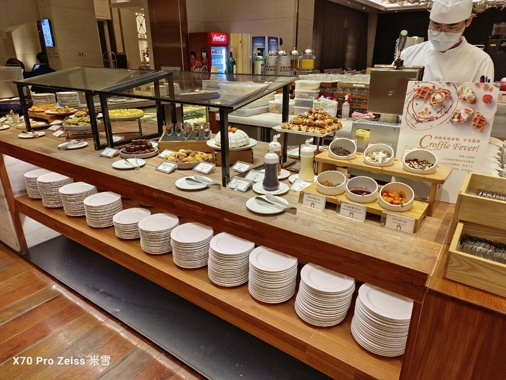 【台北吃到飽】美福彩匯晚餐28訪，金卡會員生日券買一送一❤️