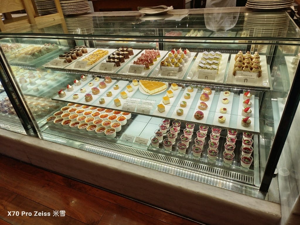 【台北吃到飽】美福彩匯晚餐28訪，金卡會員生日券買一送一❤️