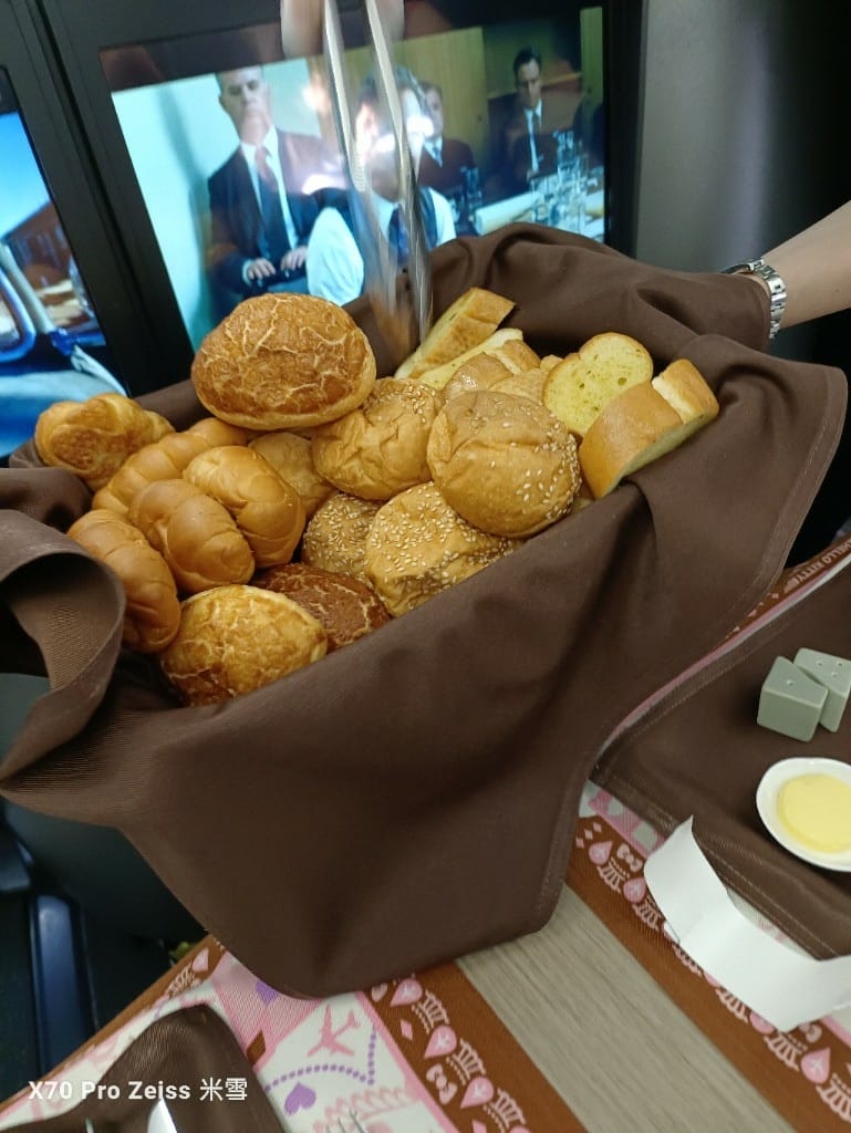 【飛Bali商務餐飛機餐】長榮航空